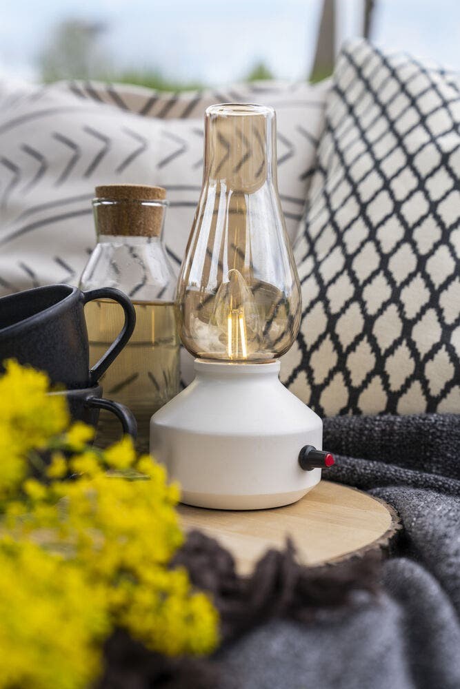 Nostalgic table lamp Tabbie white rechargeable KonstSmide 7318300030324