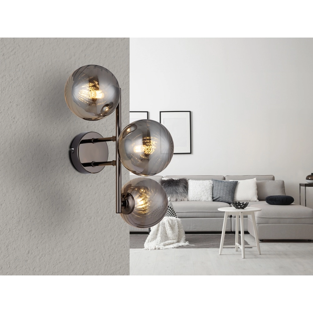 Black wall lamp Conor with smoke glass Globo 9007371518180