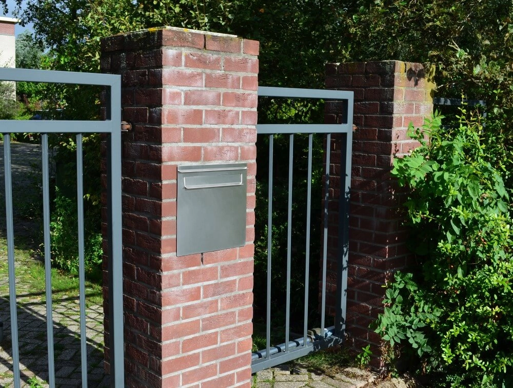 Installation mailbox X400 Stainless steel Bobi 6417237050014