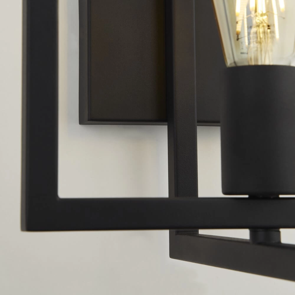 Black wall lamp Plaza Searchlight 5053423226224