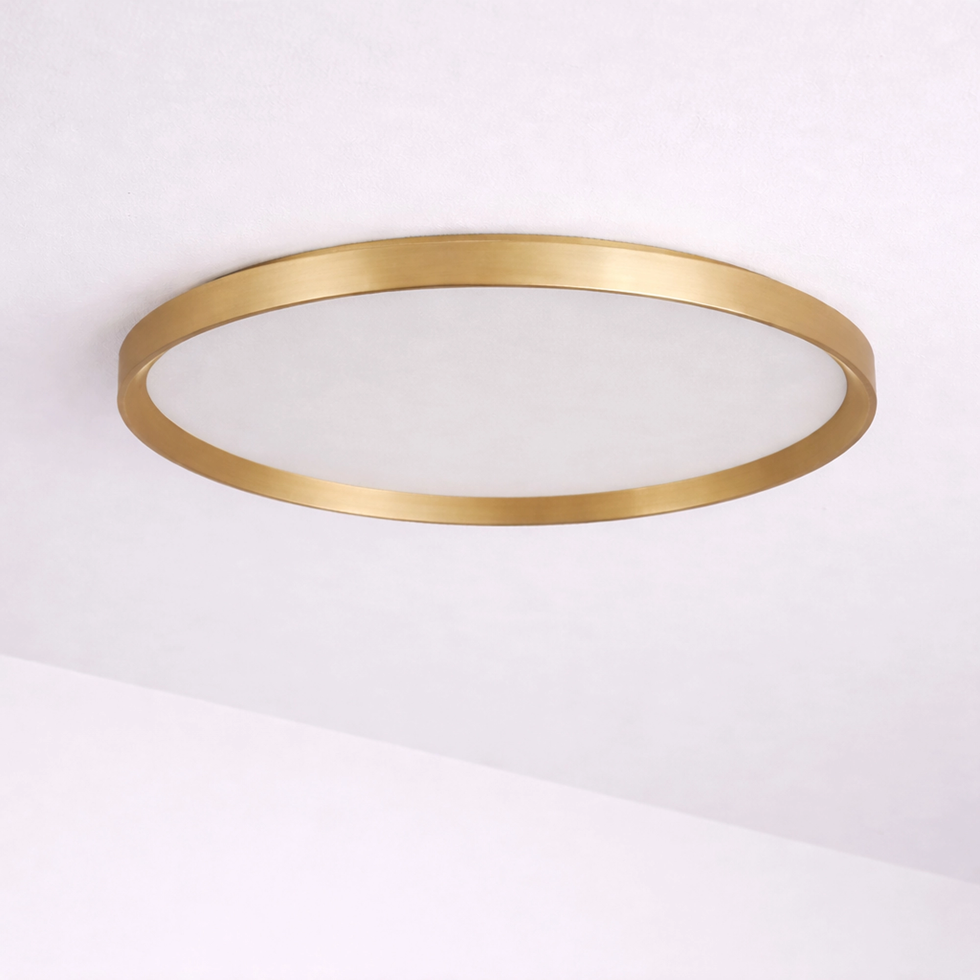 Sleek ceiling light Prisma gold Ø 35cm Lyora 5053423315256