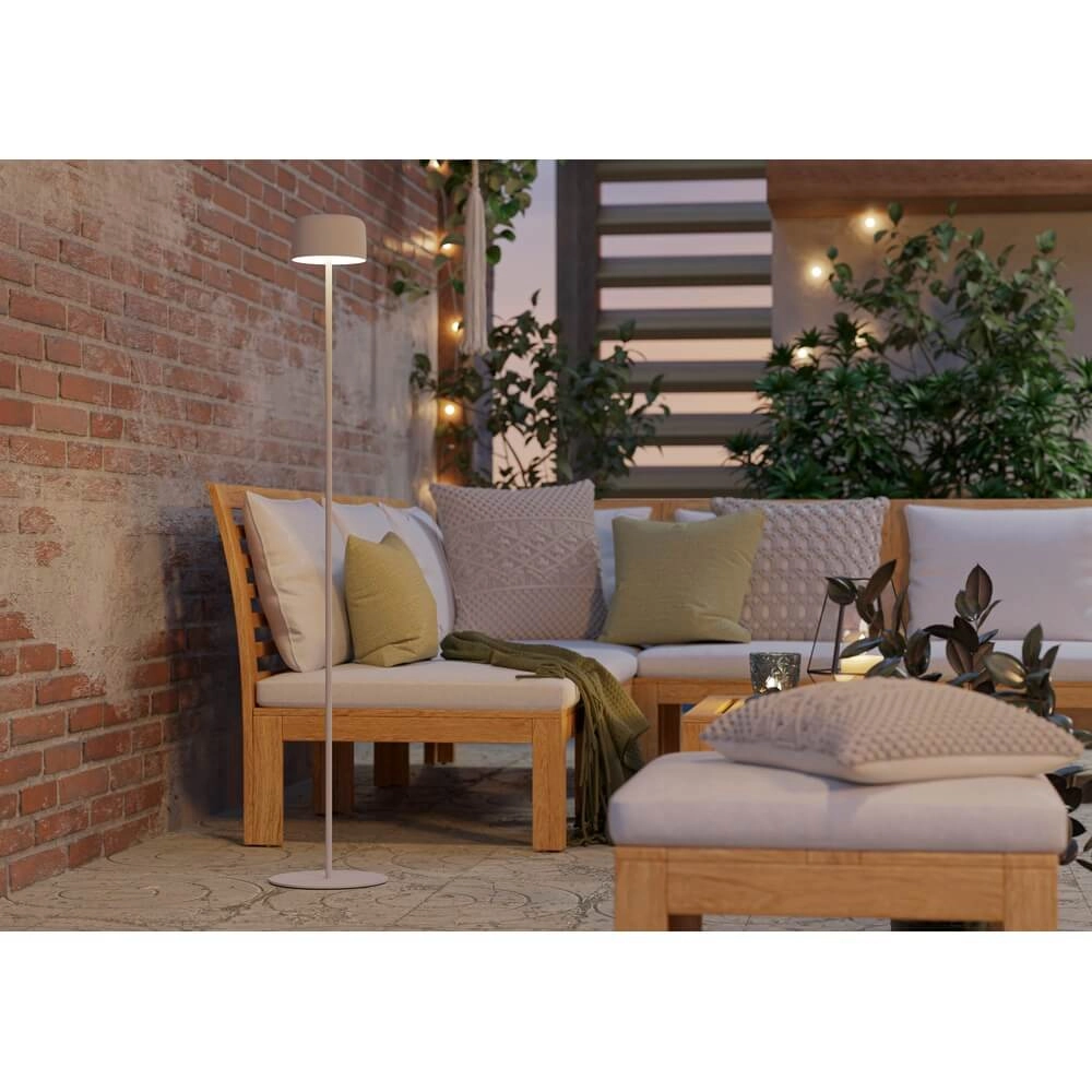 Sleek patio lamp Roccanova Solar White with USB Eglo 9008606355082