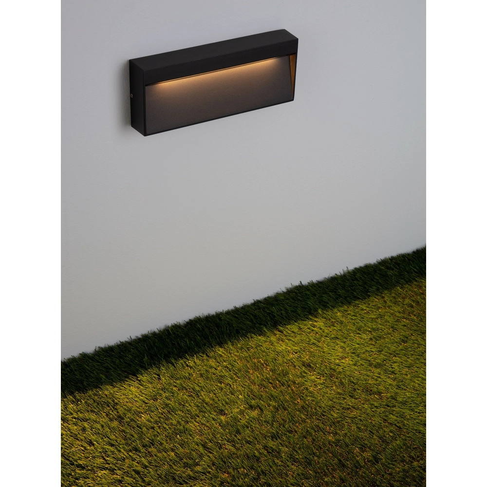 Black wall lamp Drat Design