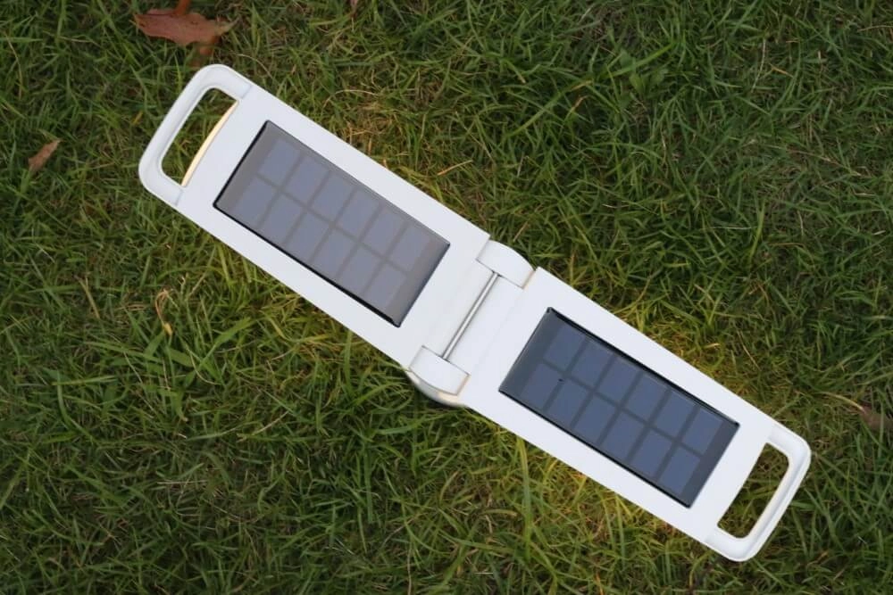Solar table lamp Dragonfly white Lutec 4250294310897