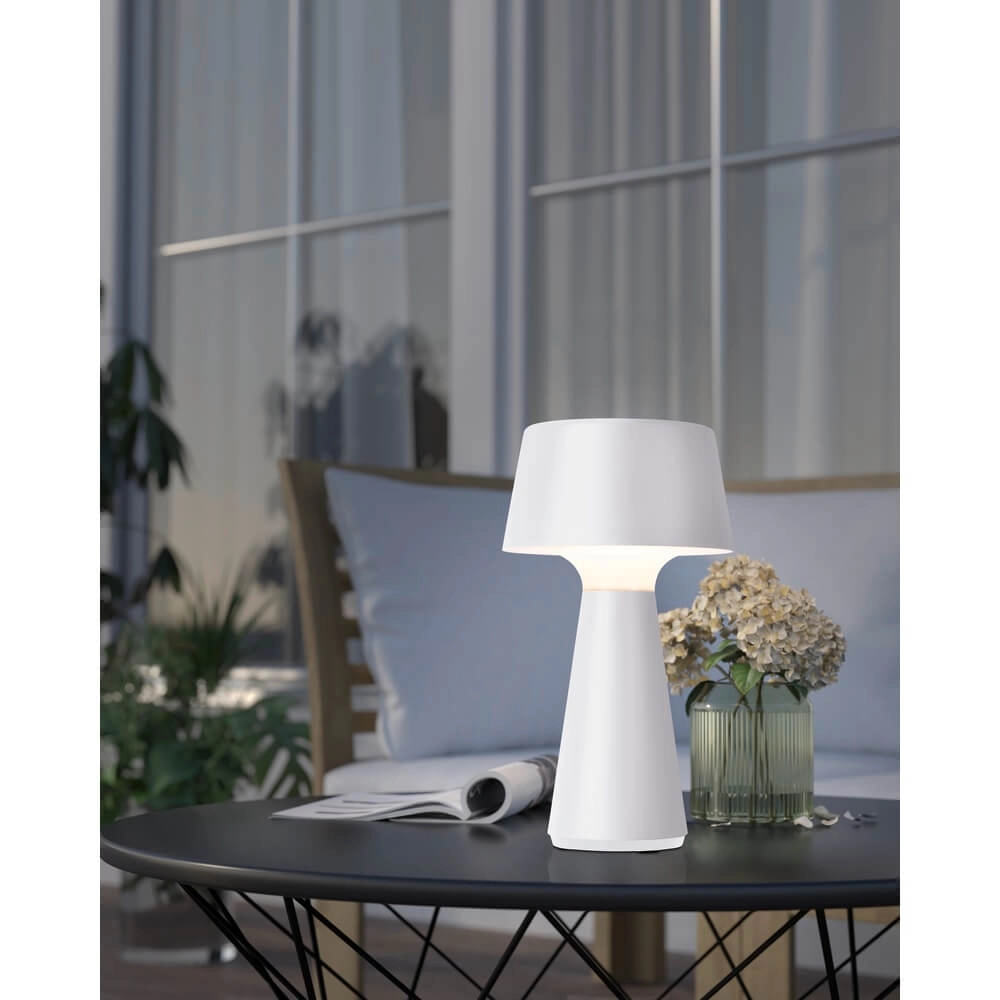 Rechargeable table lamp Scorrano white Eglo 9002759757953