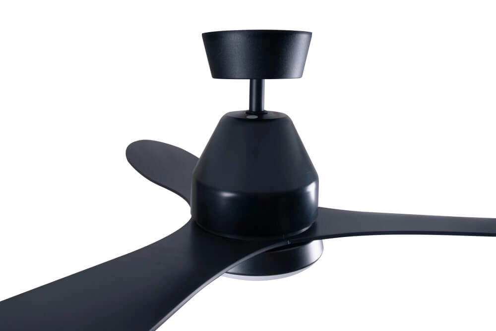 Black ceiling fan with lamp Whitehaven Ø 143cm IP55 Beacon 9333509136477