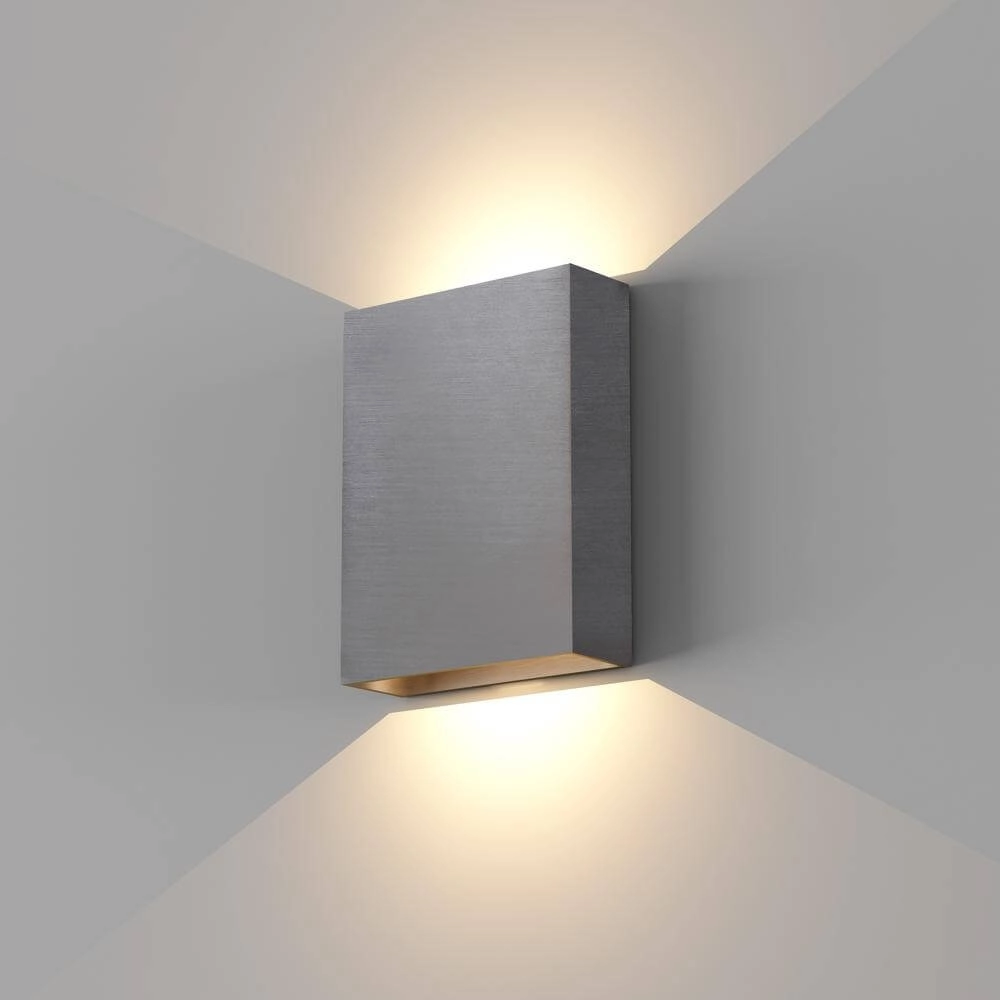 Sleek wall lamp Memphis gun metal