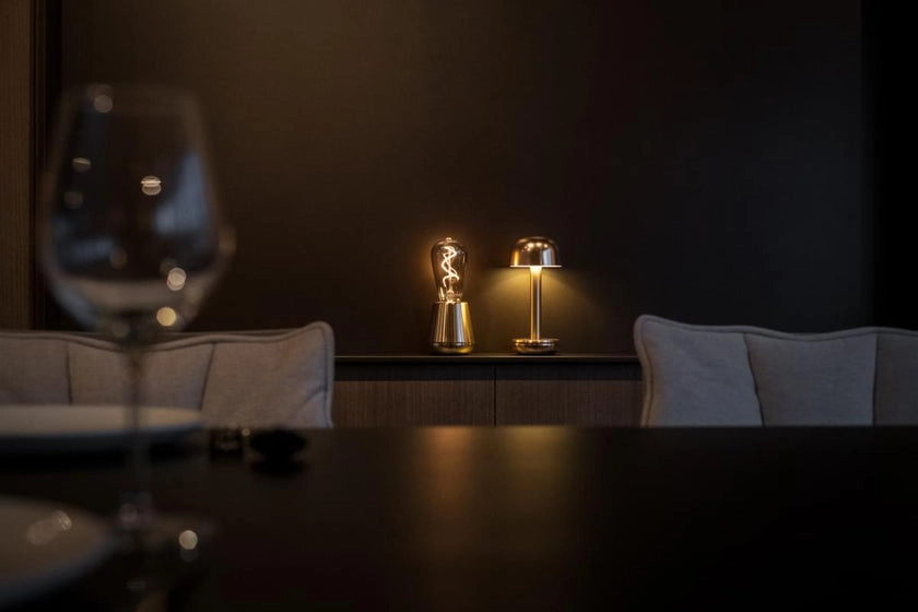 Rechargeable table lamp One Gold Humble 7446023296212