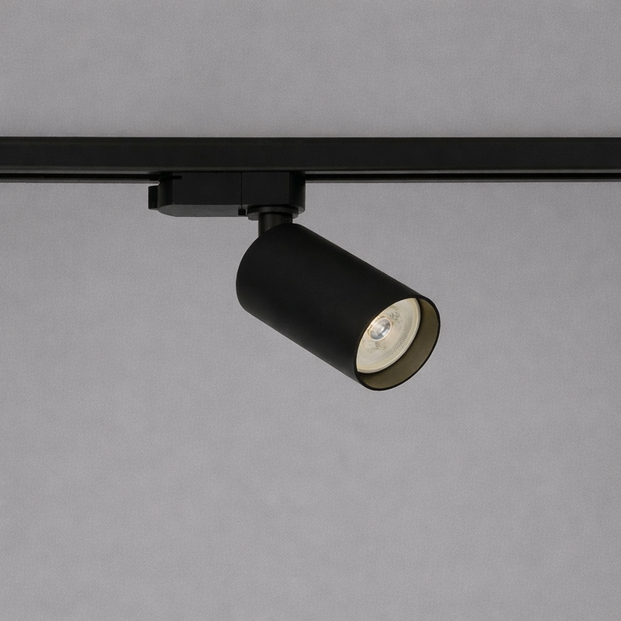 Rail spot TraQ Orion Black Lyora 5053423317045