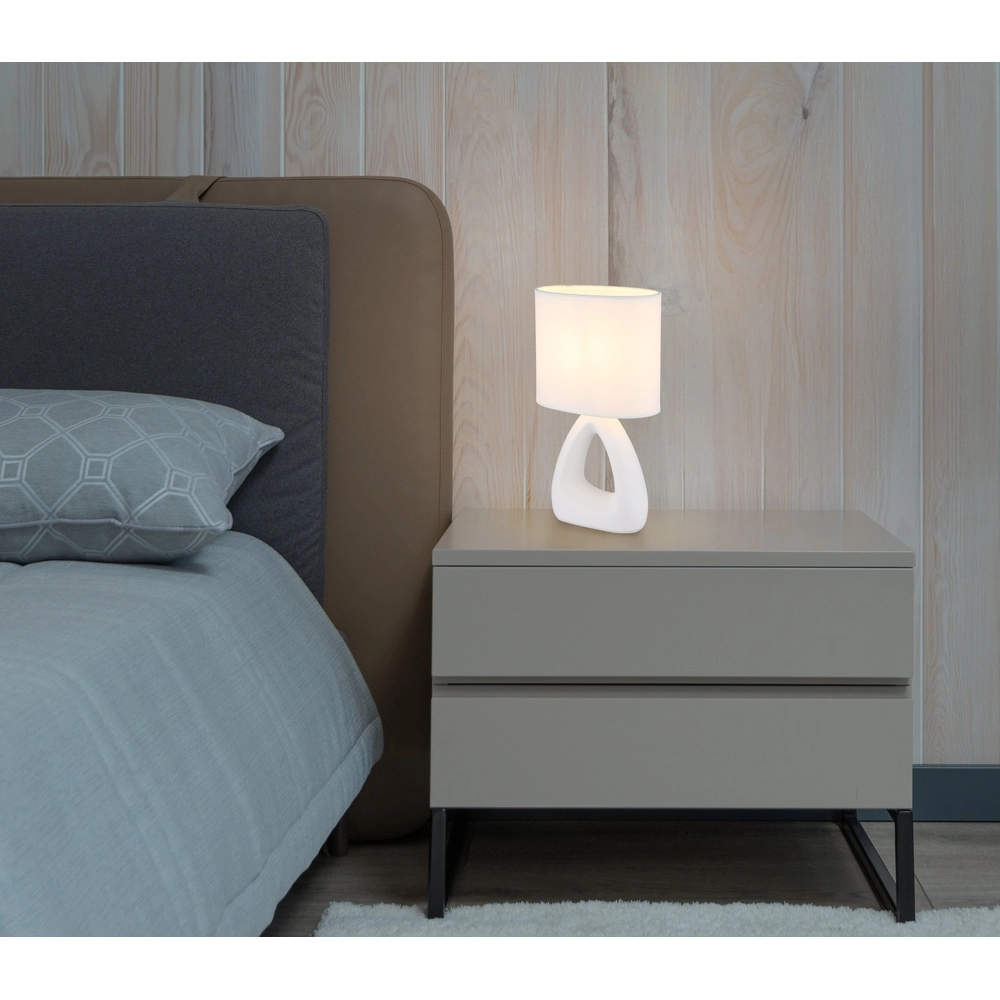 Design table lamp Triangle white Globo 9007371487509