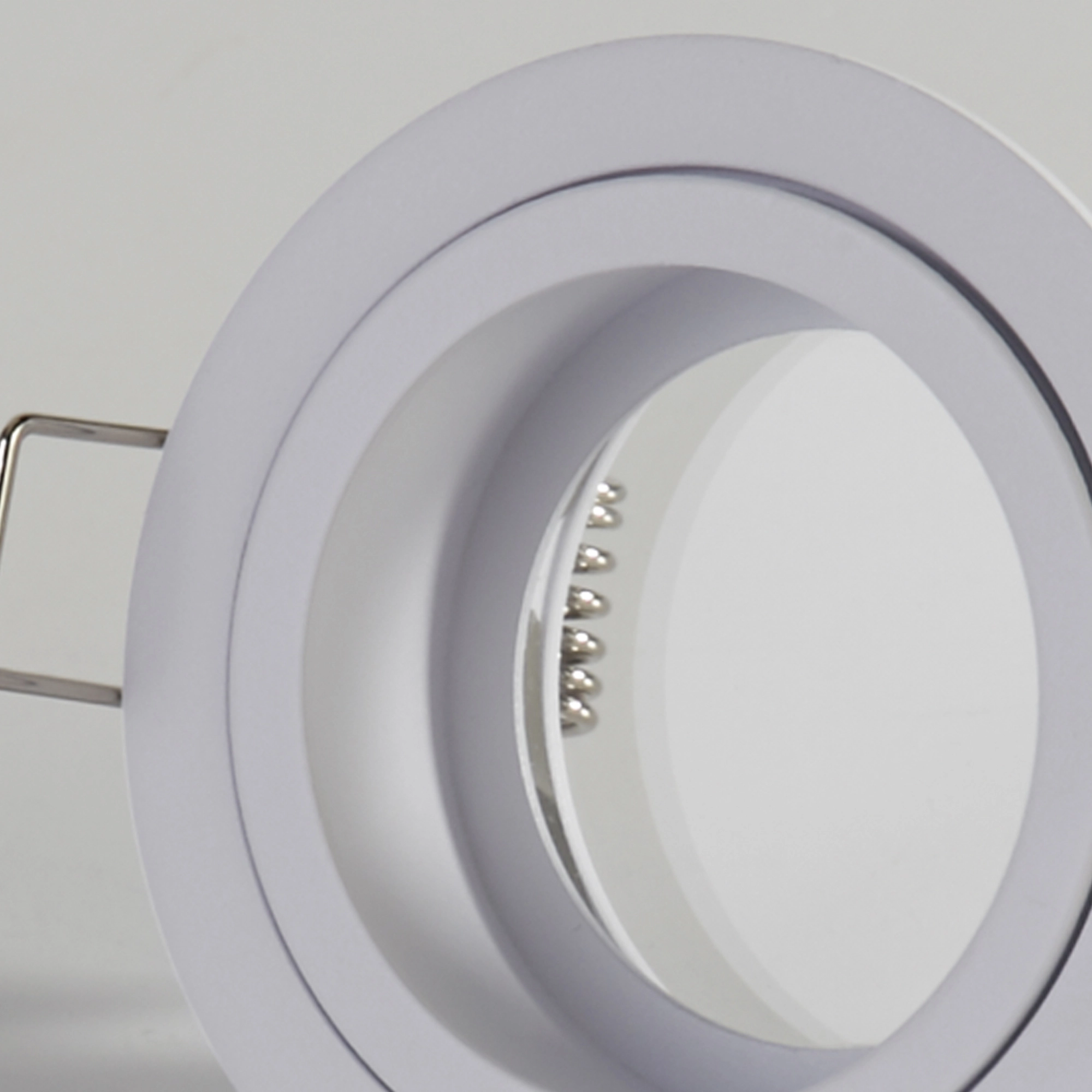 Recessed spotlight Zelda round IP65 white Lyora 5053423318653