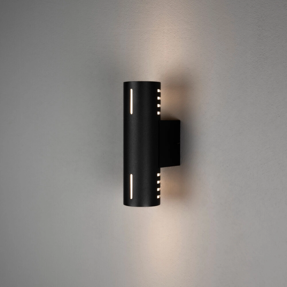 Design wall lamp Cuneo black with white glass