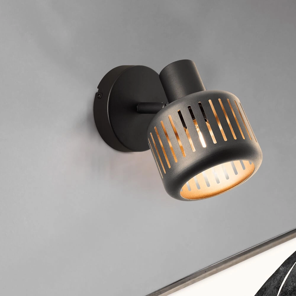Black wall lamp Tyas black with gold Brilliant 4004353424311