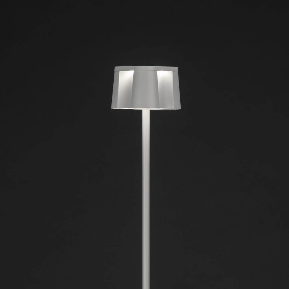 White floor lamp Nice for outdoors KonstSmide 7318307831252