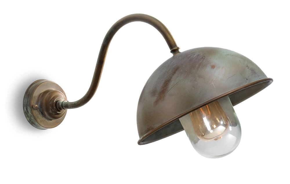 Angled outdoor lamp Circle aged brass