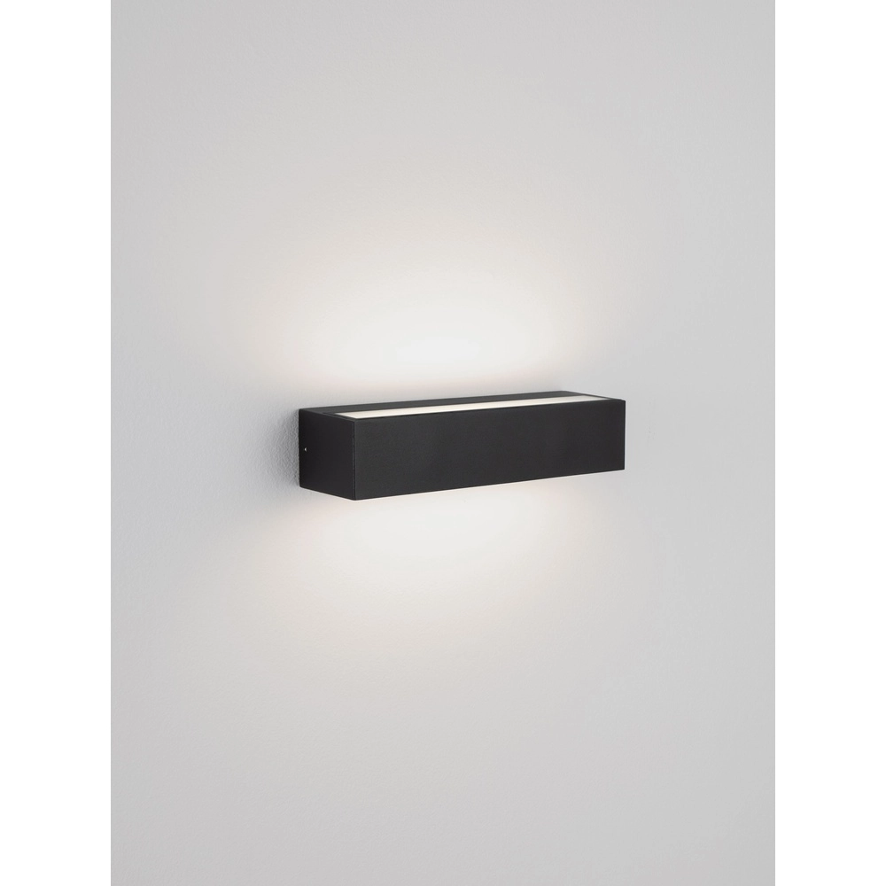 Sleek wall lamp Lane black 22cm - 21W Lyora 5212017496737