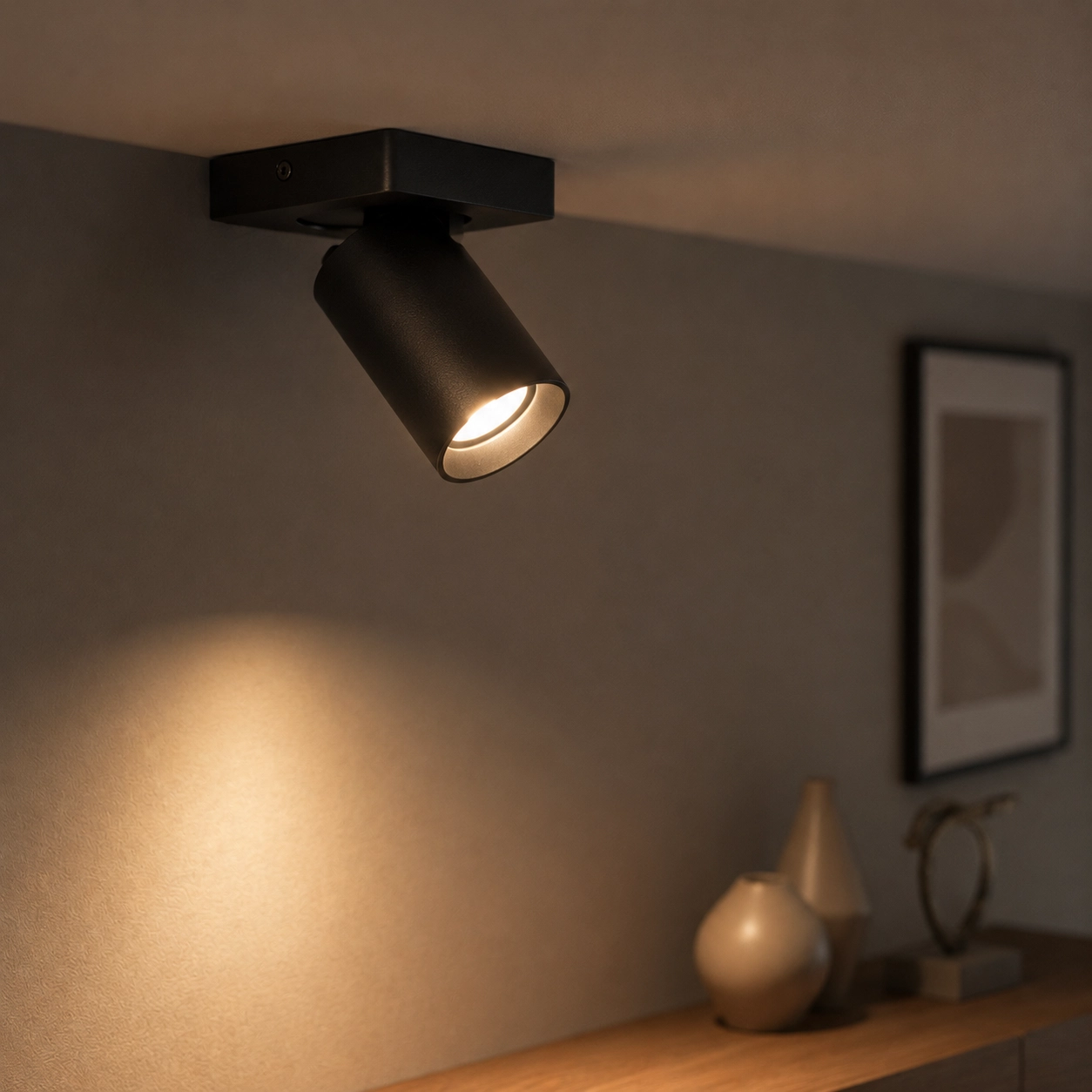 Directional surface-mounted spotlight Megano anthracite
