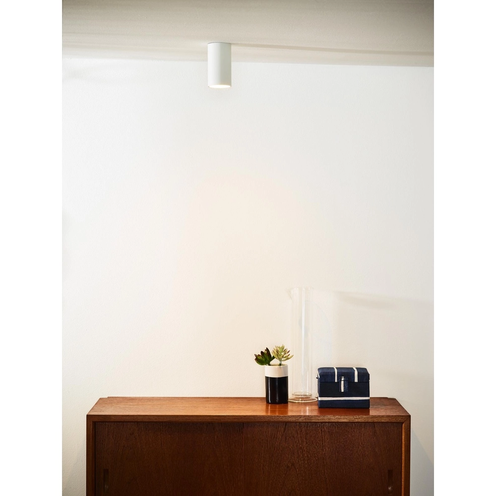 Sleek surface-mounted spot Delto white Ø 5.5cm incl light source Lucide 5411212092366