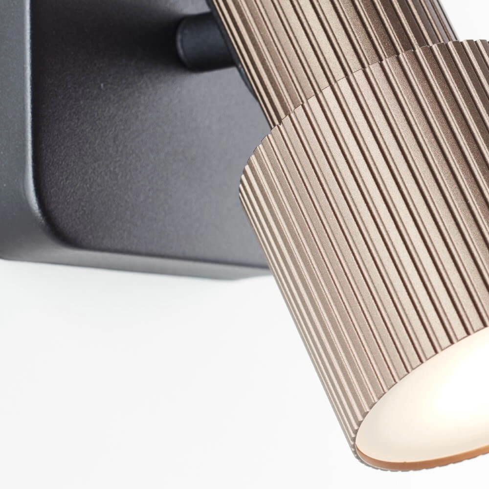 Surface-mounted spot Cadiz black with bronze Brilliant 4004353441264