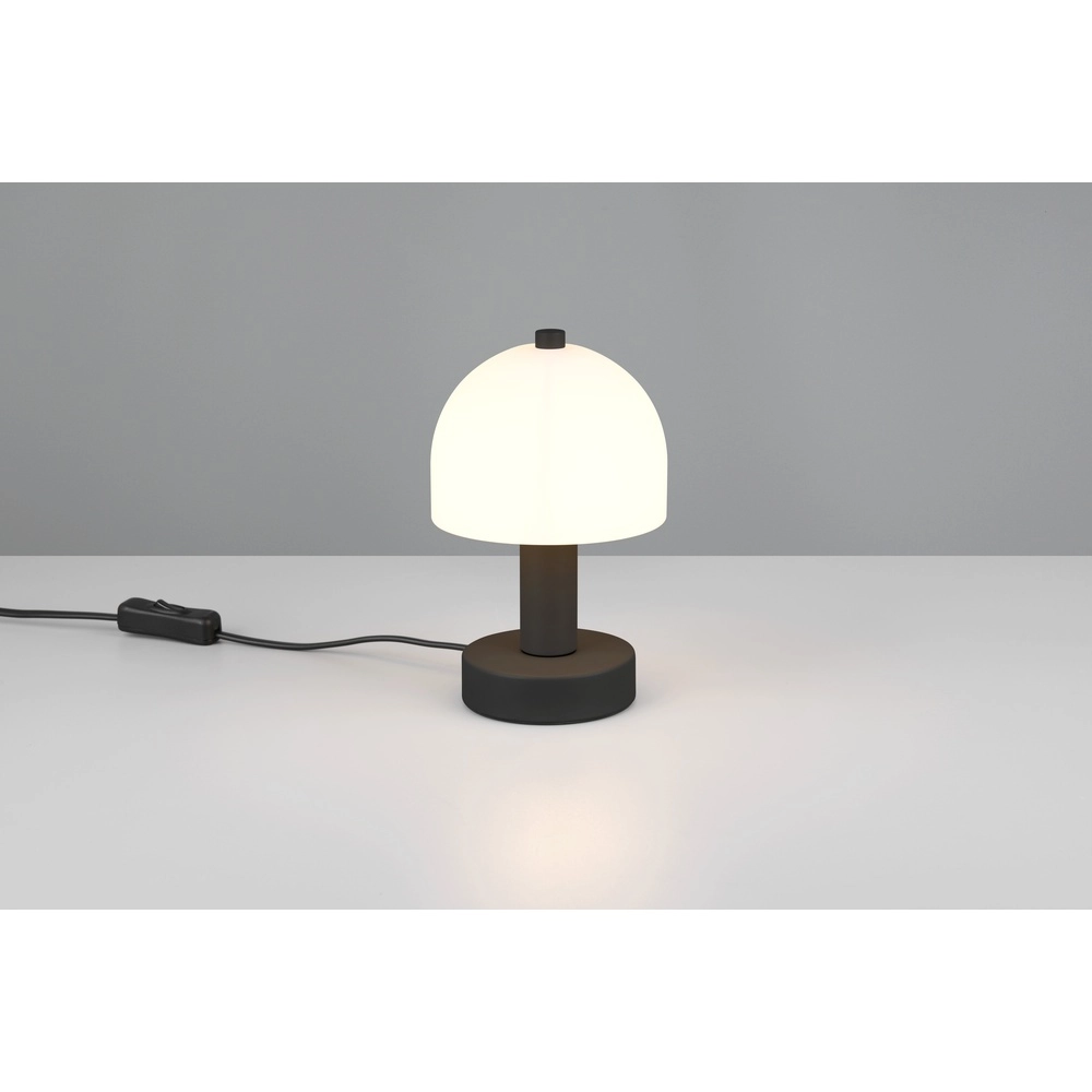 Sleek table lamp Glenn black Trio 4017807613605