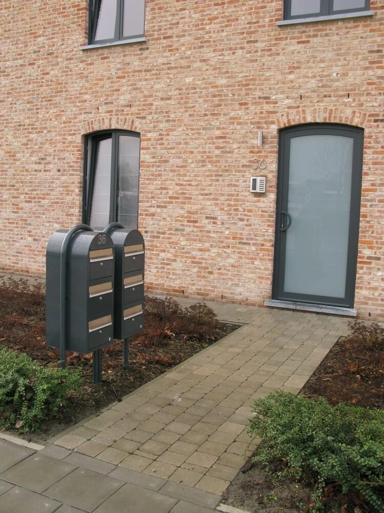 Mailbox Trio 7016 i Dark grey Bobi 6417237015143
