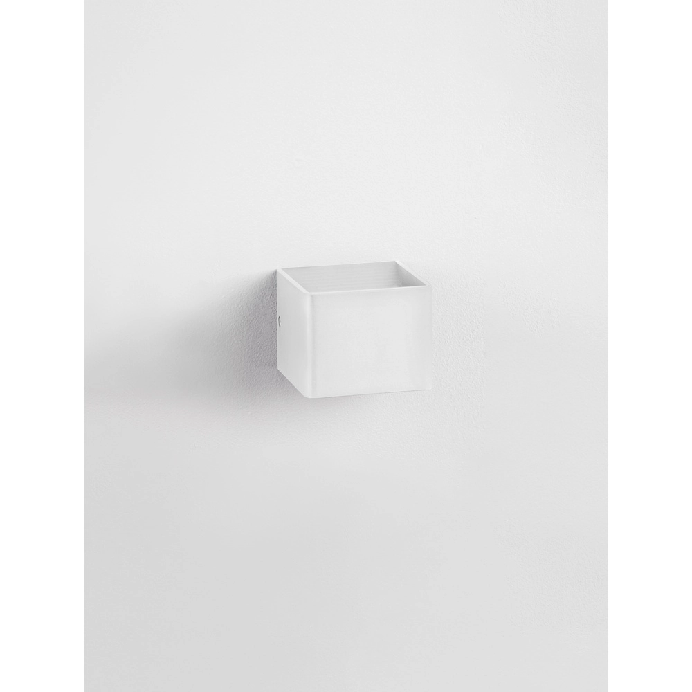 Wall spotlight Epic square white