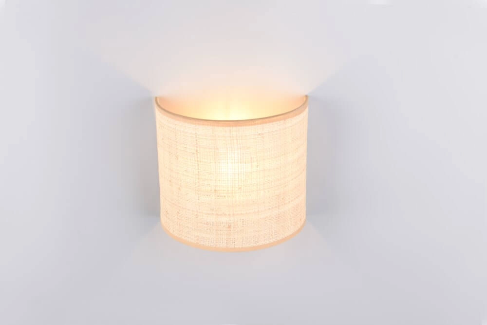 Cream wall lamp Aimee with switch Trio 4017807637328