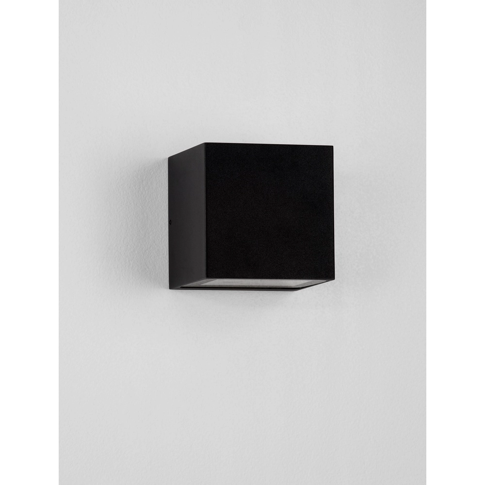 Design surface-mounted spotlight Rob black Lyora 5212017478610
