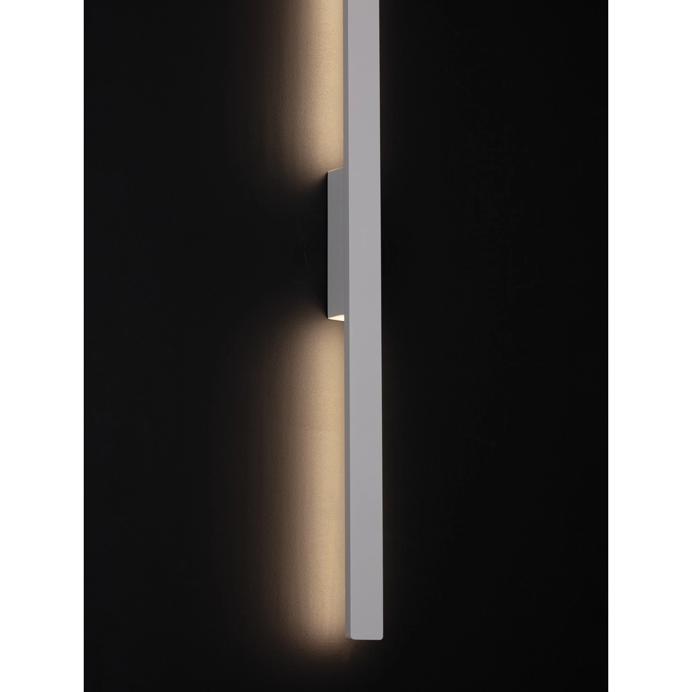 Sleek wall lamp Aneth white 104cm Lyora 5212017447296