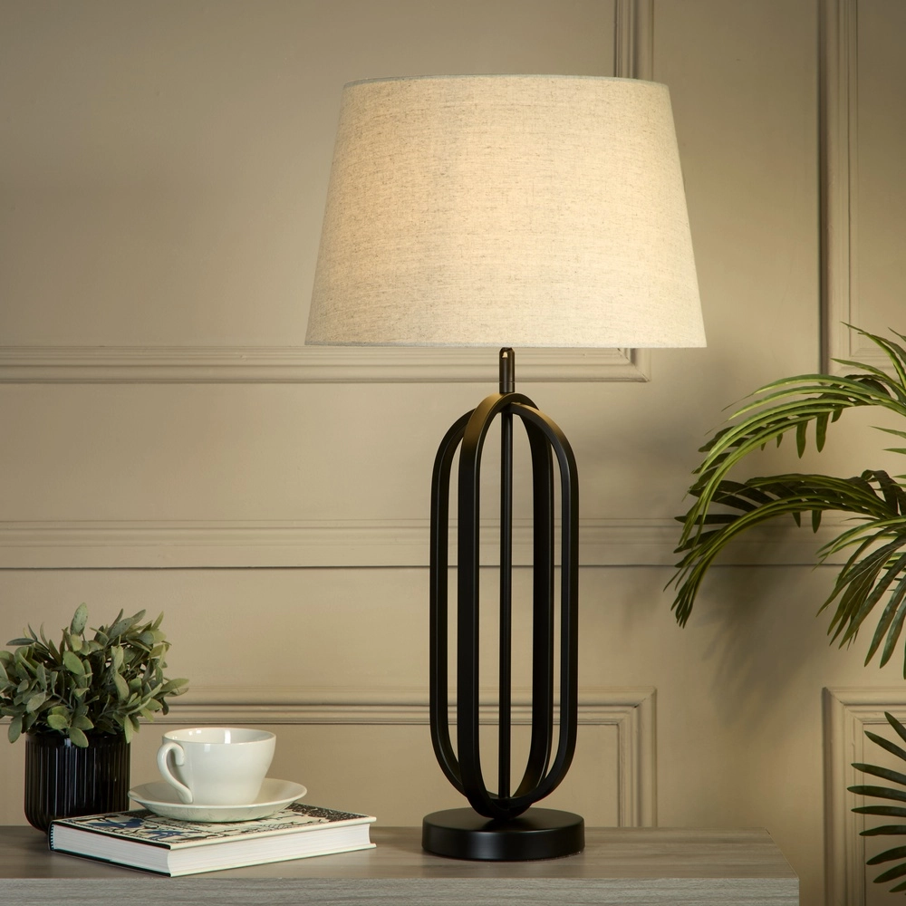 Table lamp Chic black with cream shade Searchlight 5053423305387