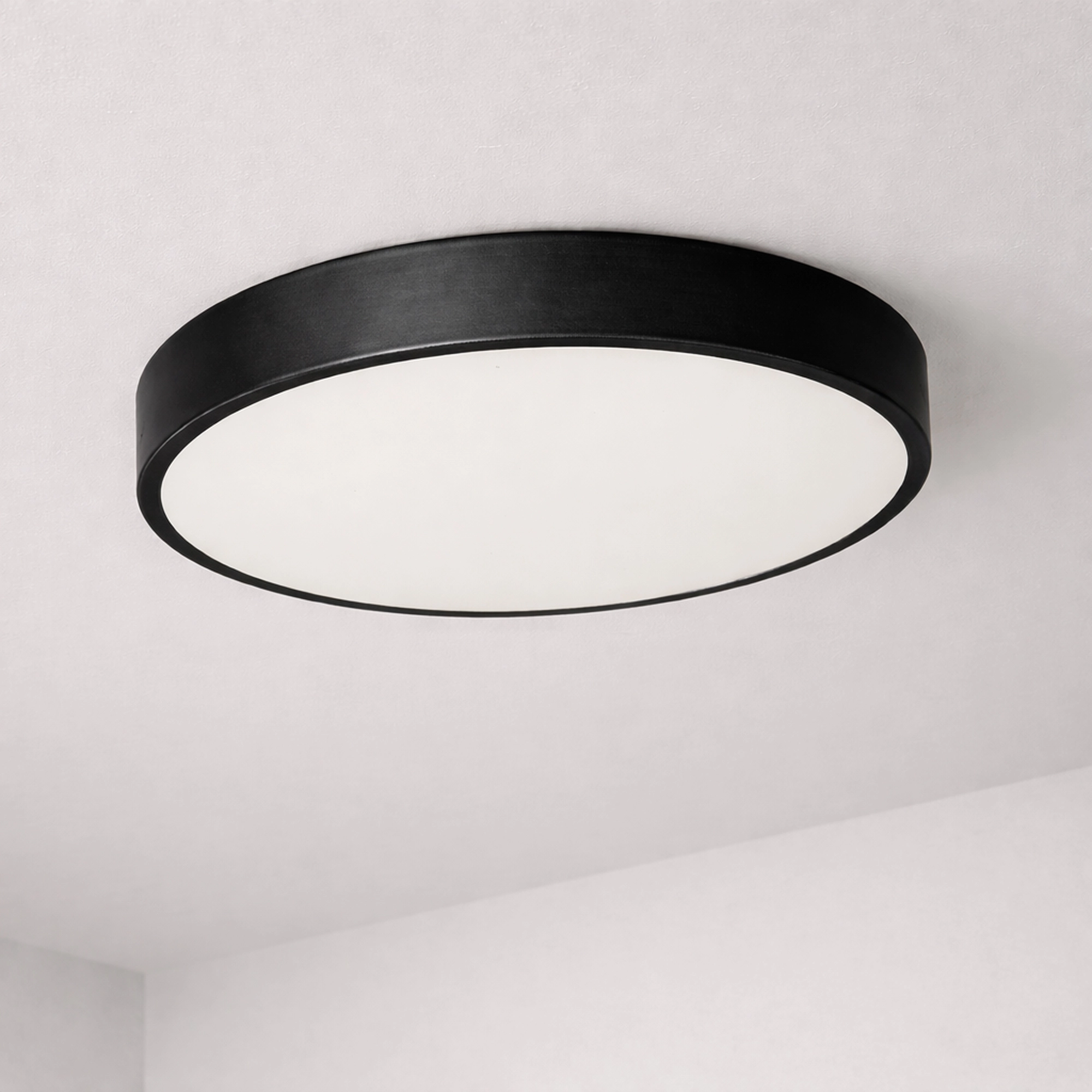 Ceiling light Grace Ø 30cm black Lyora 5053423315737