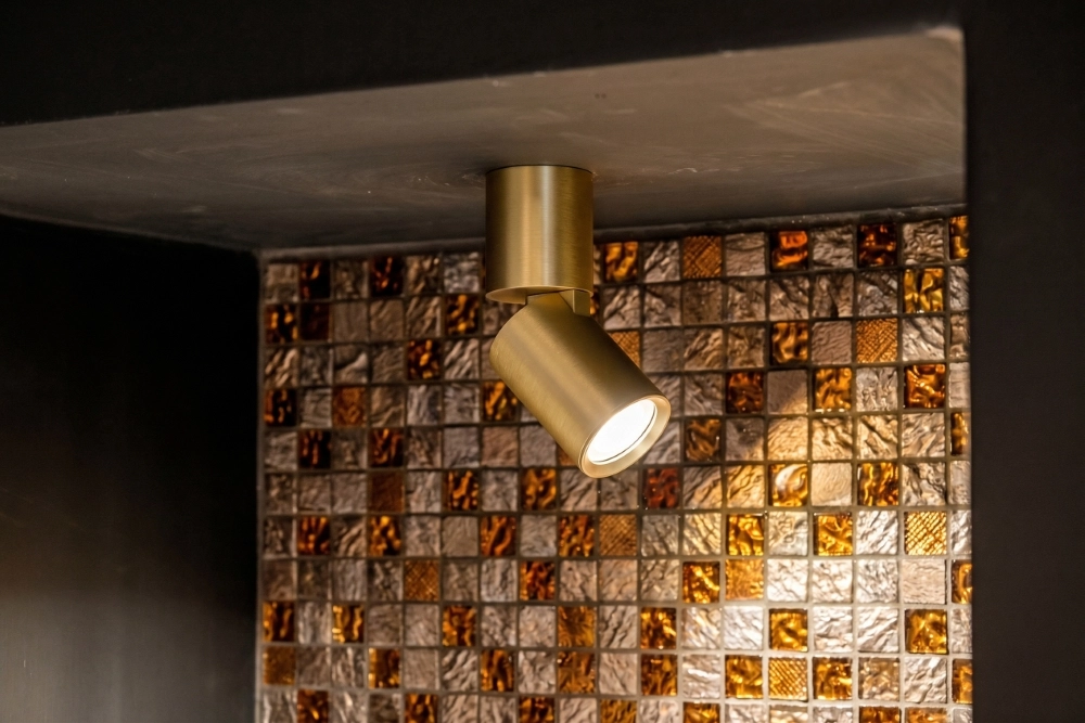 Mat gold surface spotlight Parma adjustable aluminium ø 5.6cm