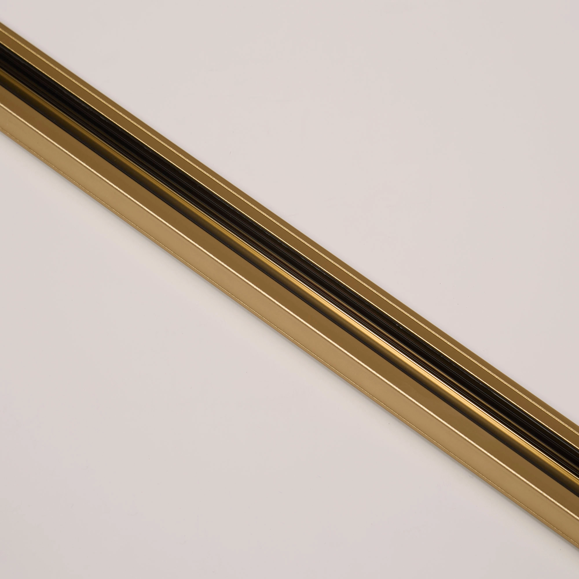 2 meter rail TraQ Gold Lyora 5053423317113