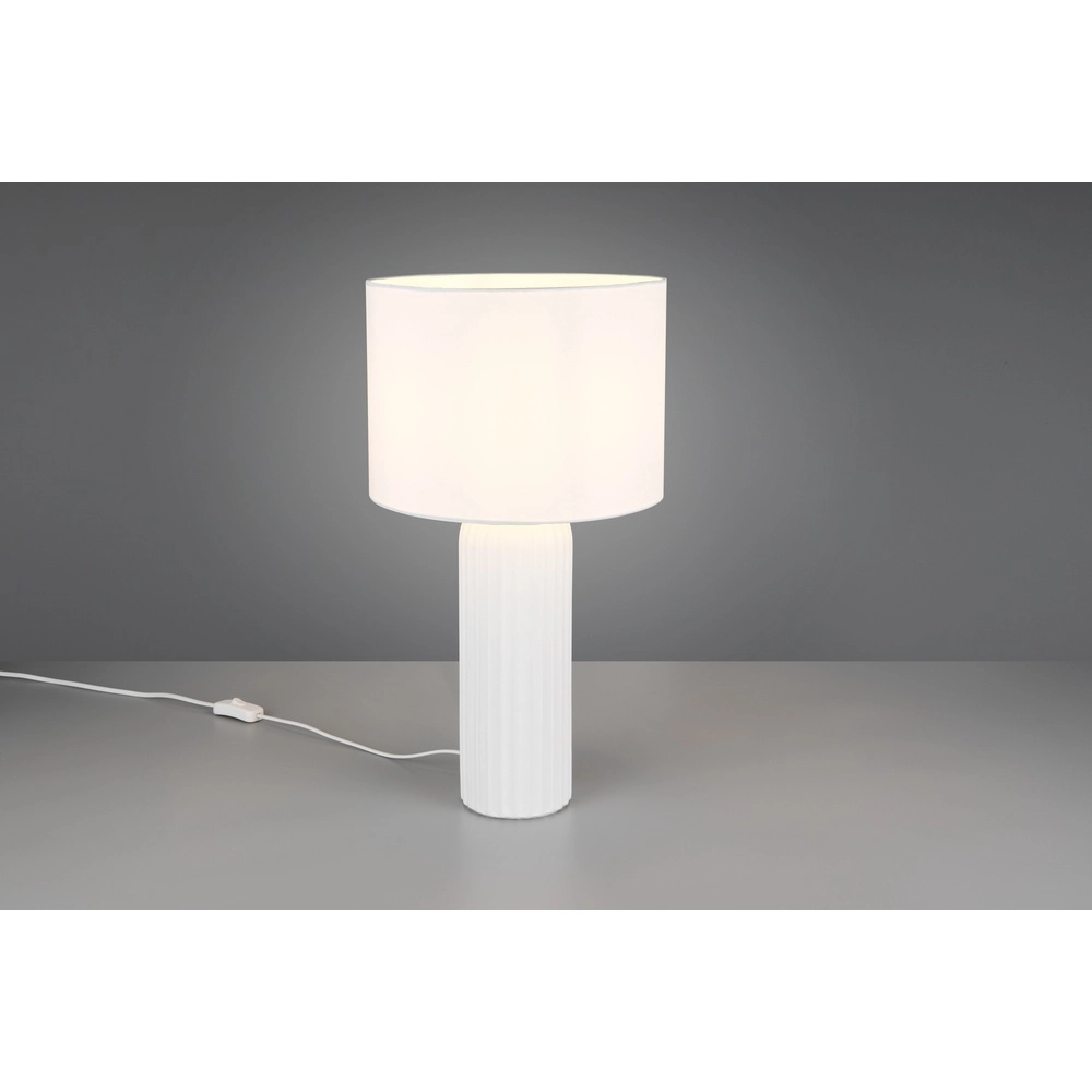 Table lamp Blair Ø 28cm white Trio 4017807654349