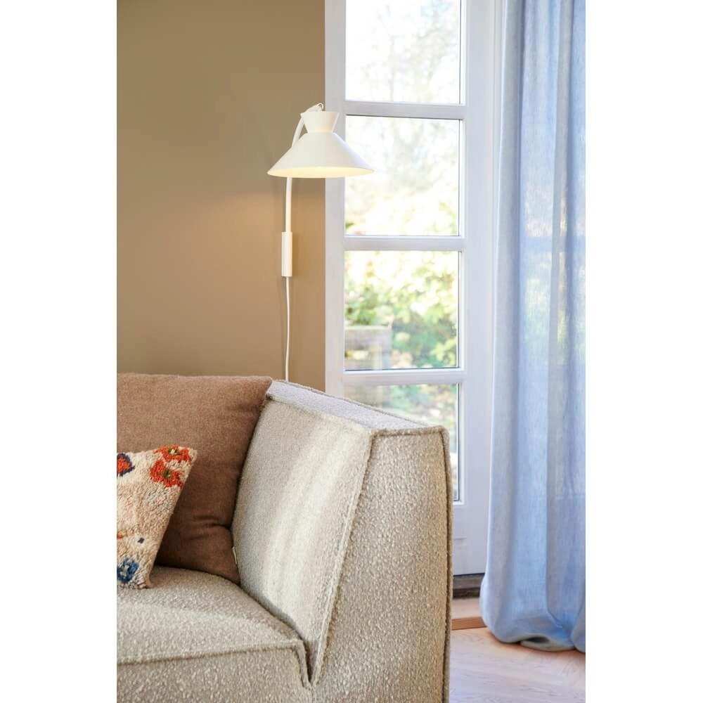 Sleek wall lamp Dial white Nordlux 5704924012037