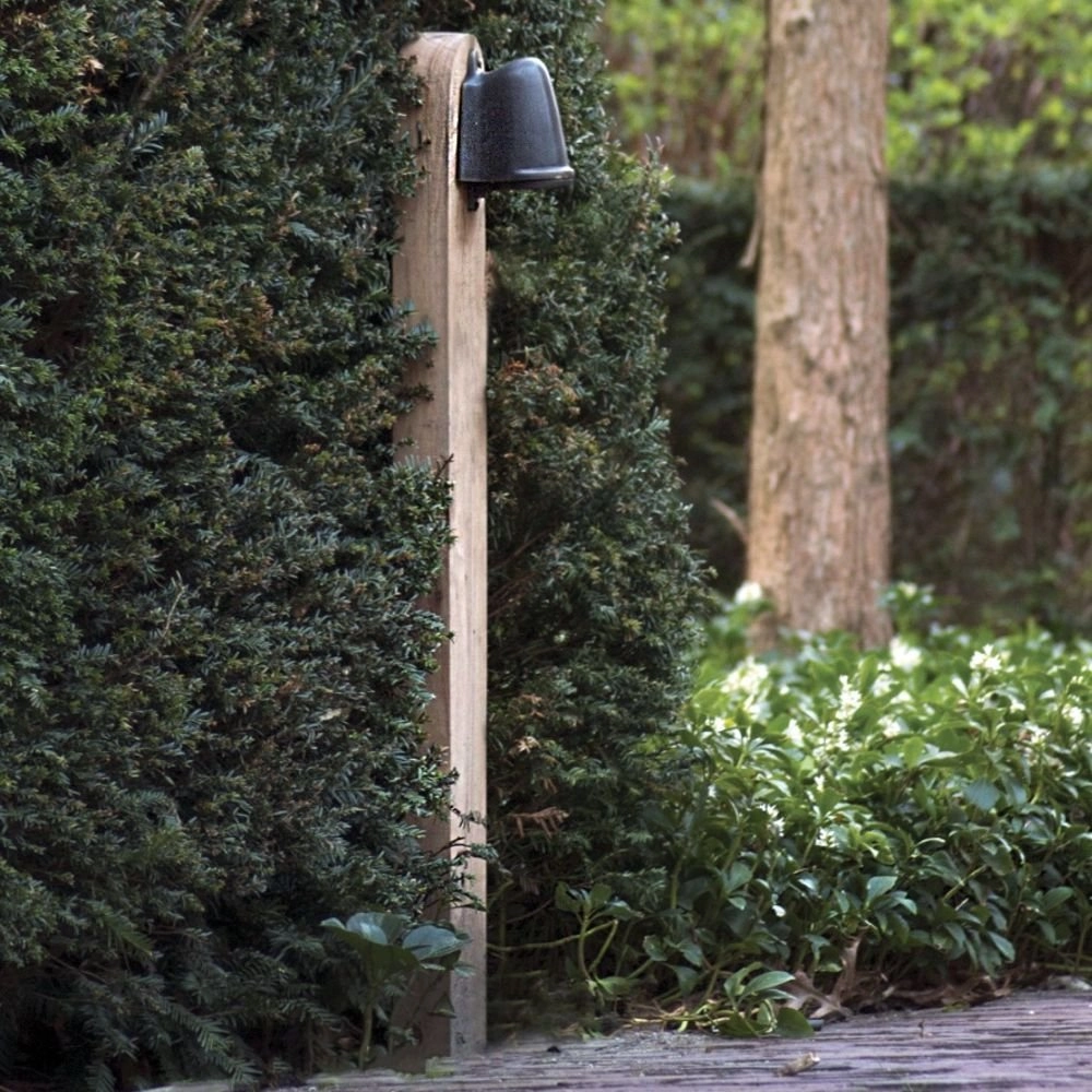 Outdoor lighting downlight Balume Pole on wooden mast