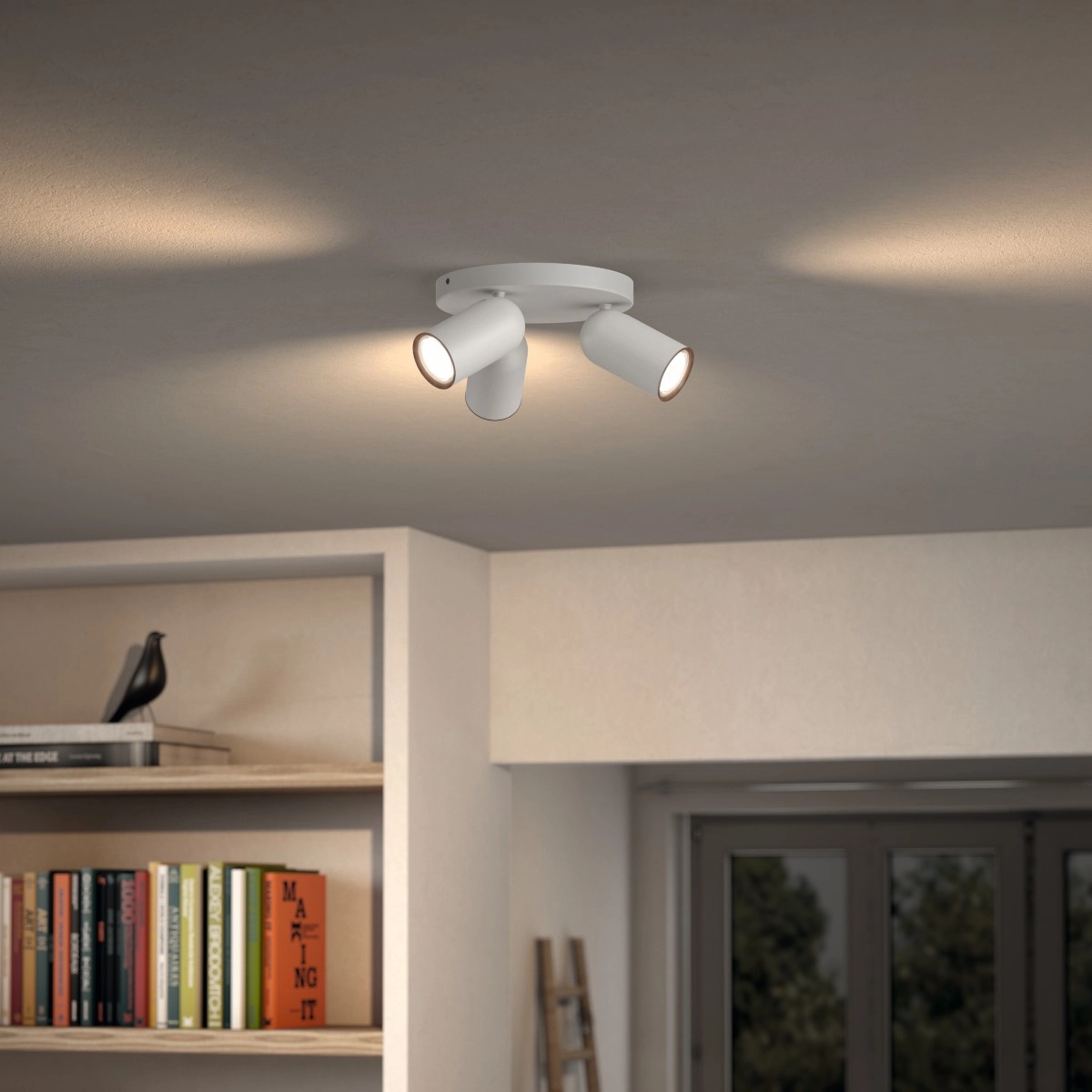 Surface-mounted spot Pongee 3-light white Philips 8718696164822