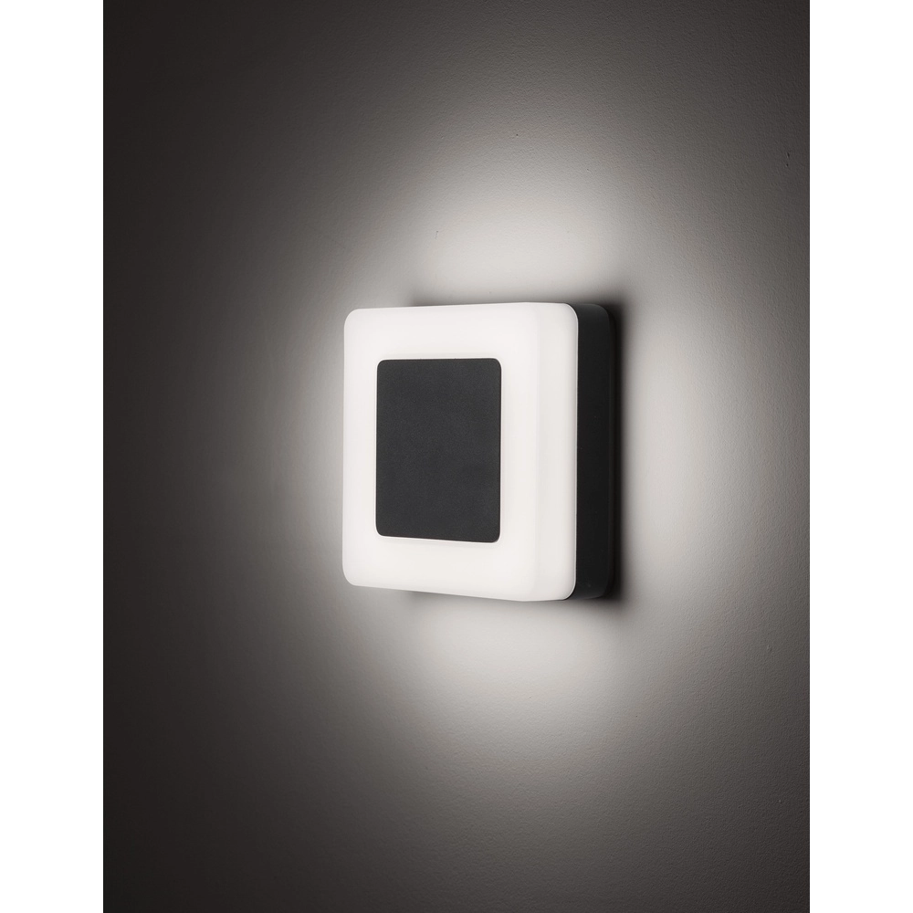 Square wall lamp Tune black