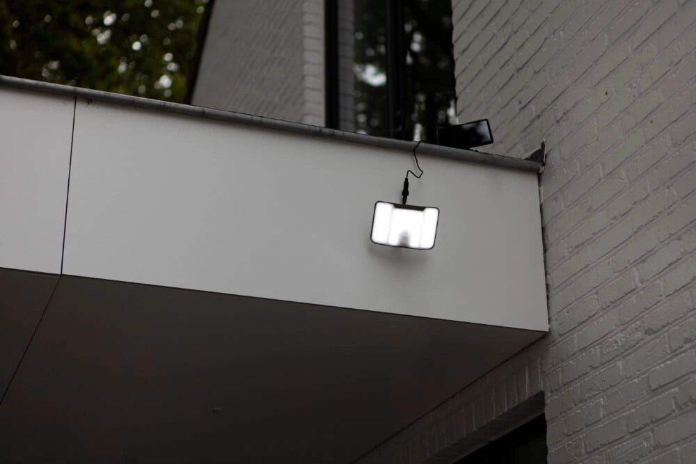 Solar wall lamp Kombo black single Lutec 6939412015781