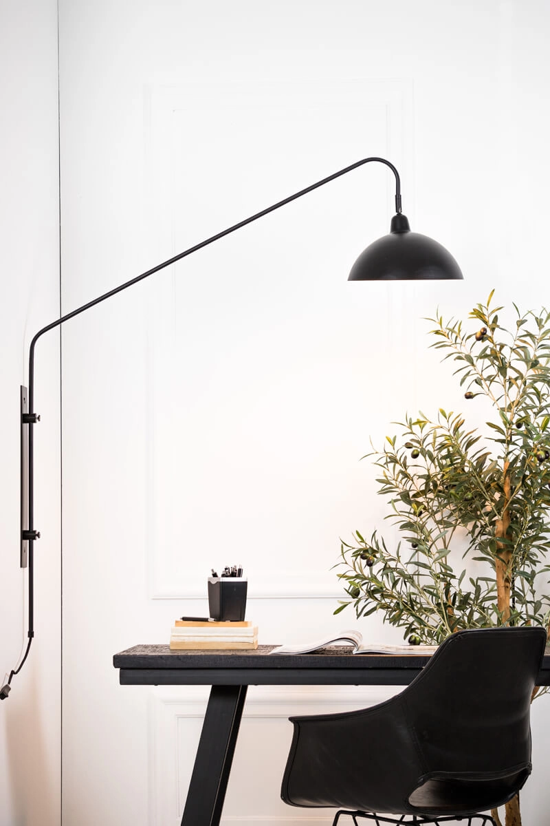 Black wall lamp Orion Orientable