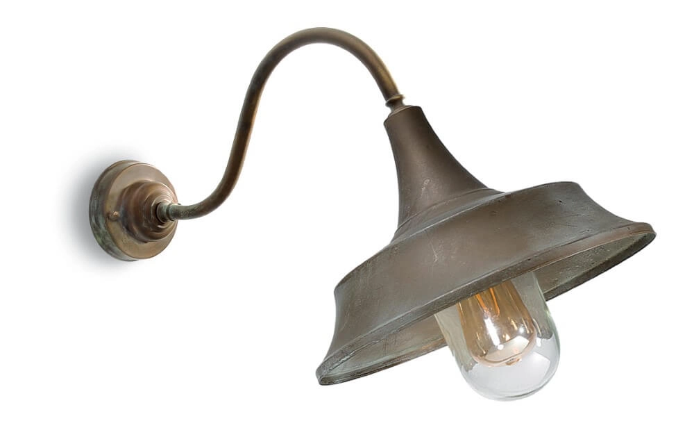 Angled outdoor lamp Atelier aged brass