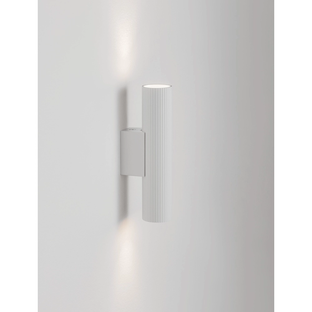 Wall spotlight Comet Up & Down White Lyora 5212017475800