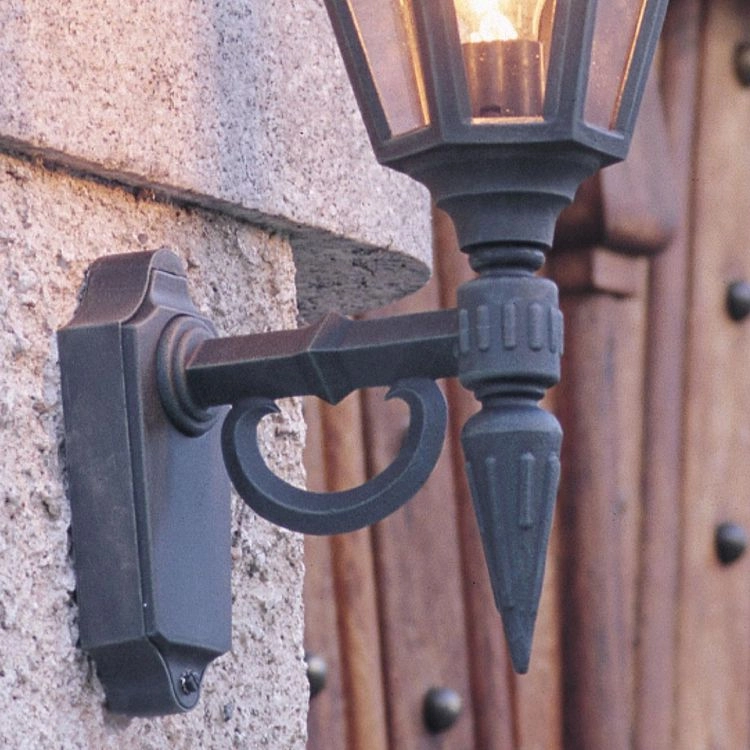 Outdoor light Pallas Up Classic KonstSmide 7318304817501