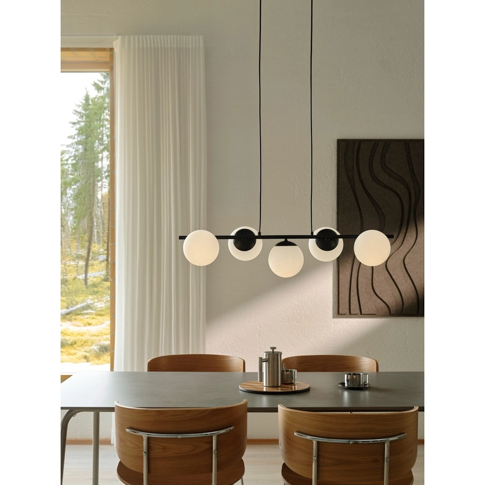 Scandinavian pendant lamp Lilly black and white