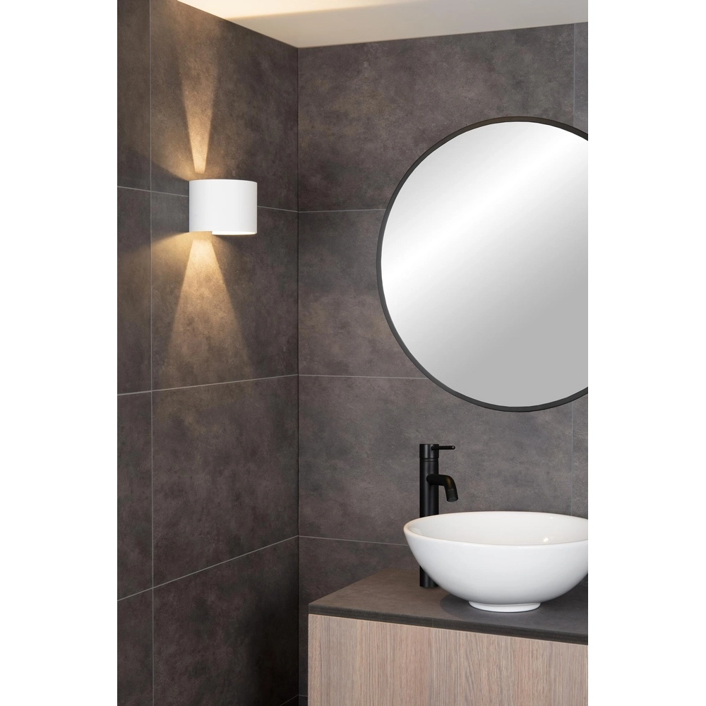 Square wall spotlight Axi 2 x 3.5W IP54 white Lucide 5411212690036