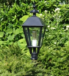 Old Dutch lighting square