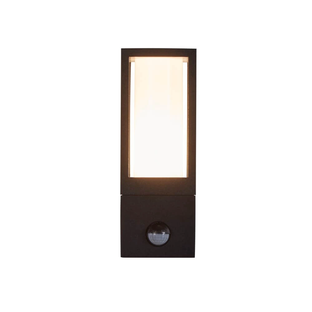 Sleek wall lamp Avenue black Searchlight 5053423250922
