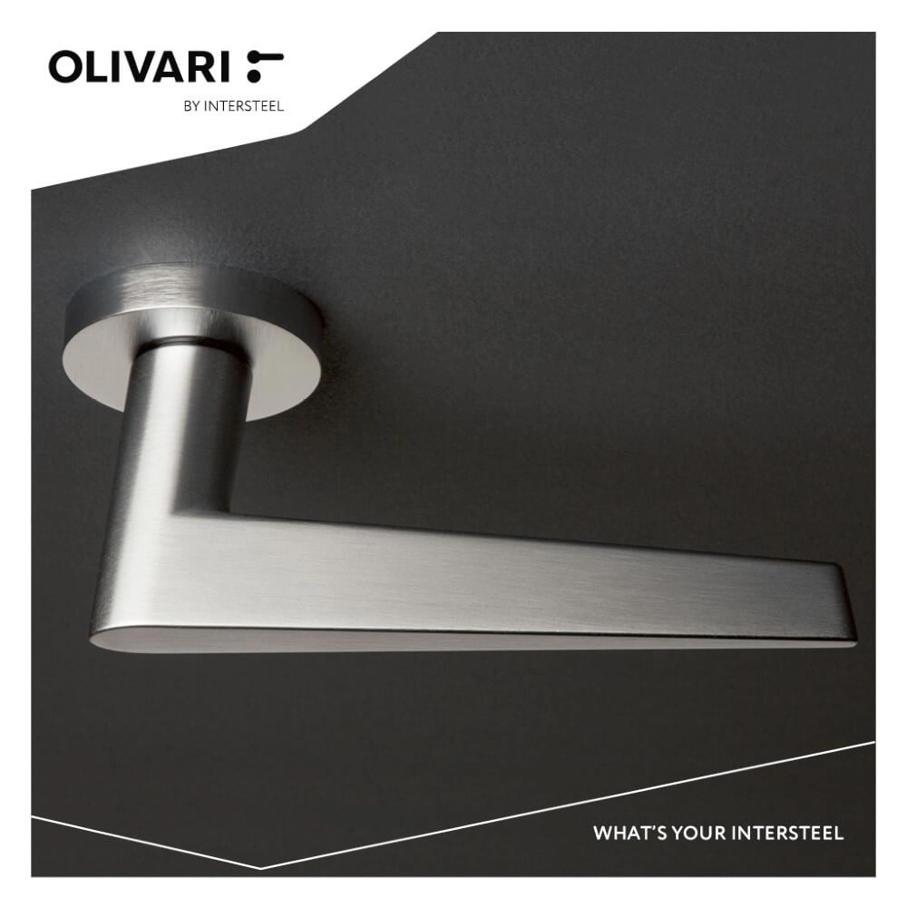Design door handle Nina on rosette stainless steel Olivari 8714186510179
