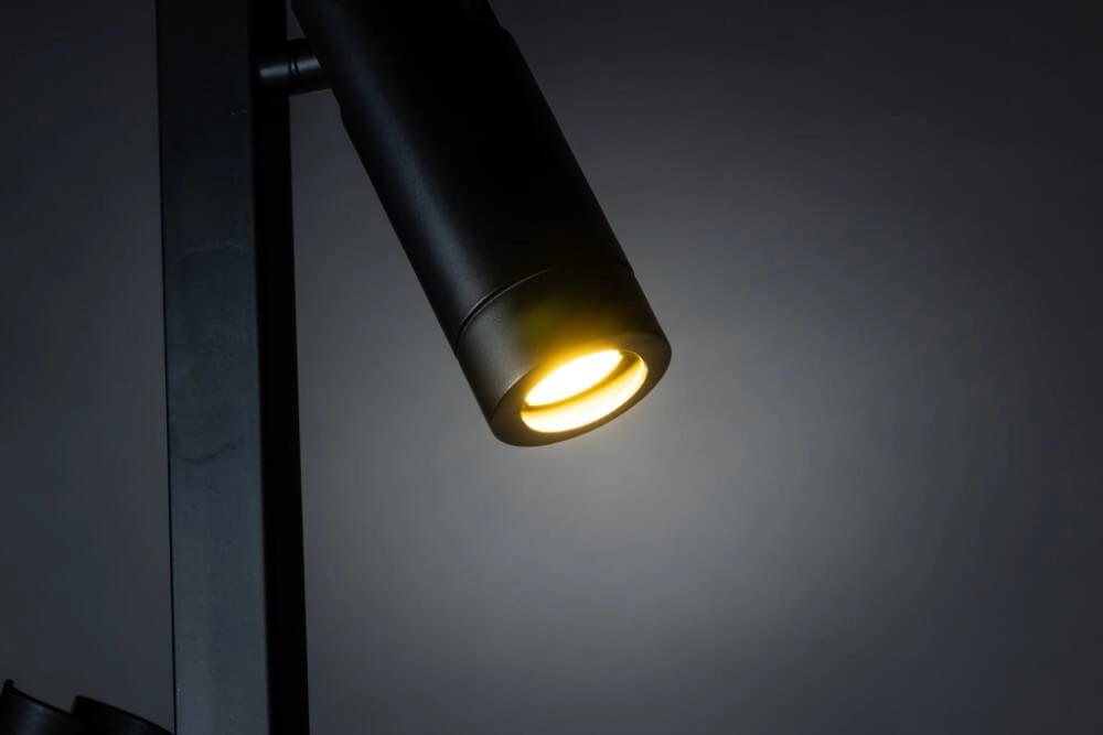 Slim bulb Pucc - E27 -5W - 2200-3000K - 400lm dim to warm ETH 8720195304258