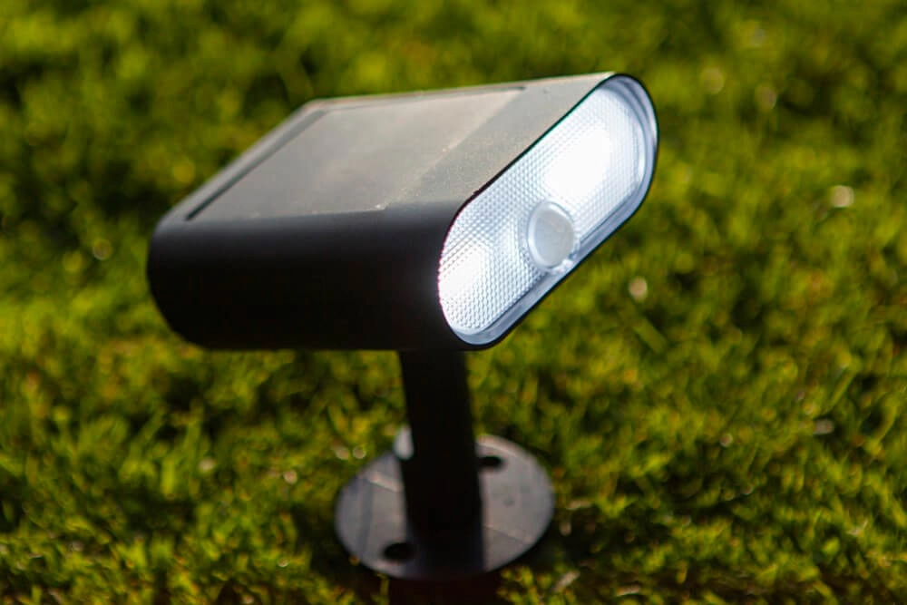 Solar garden lamp Ginbo smart Lutec 6939412013640